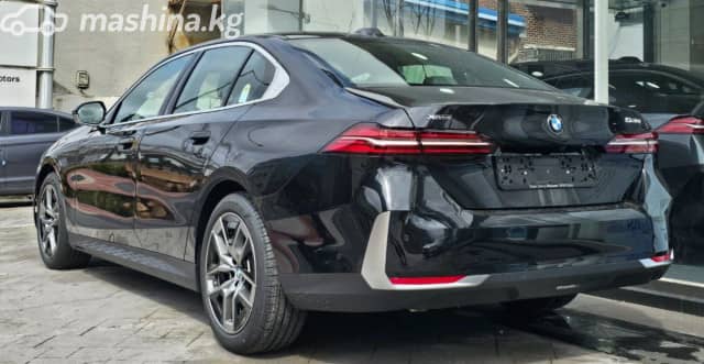BMW 5 серии VIII (G60/G61/G68) 530i xDrive 2.0 AT 4WD