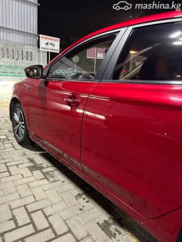 Roewe i5 I 1.5 MT