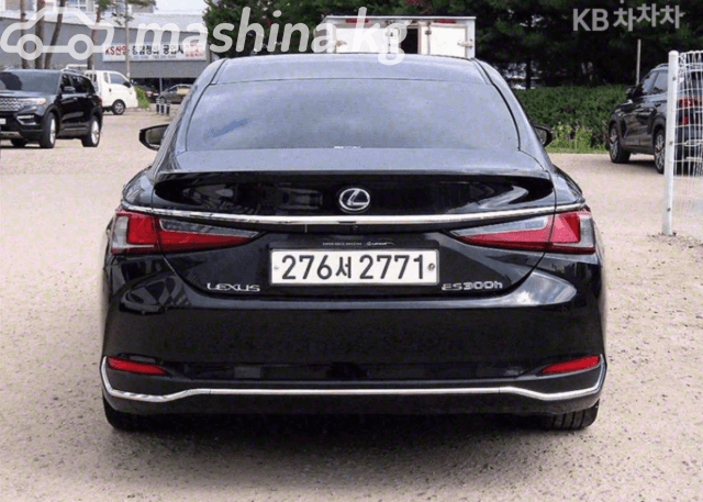 Lexus ES VII 300h 2.5hyb CVT