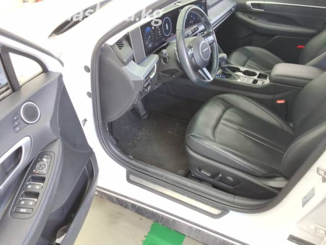 Hyundai Sonata VIII (DN8) Рестайлинг 2.0 AT