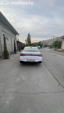 Hyundai Avante VII 1.6 CVT