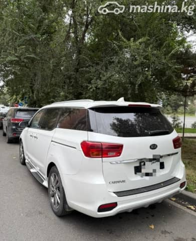 Kia Carnival III 2.2d AT
