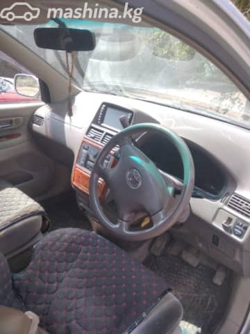 Toyota Gaia 2.0 AT