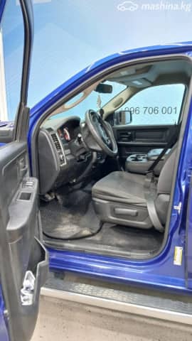 RAM 1500 V Quad Cab 3.6 AT 4WD