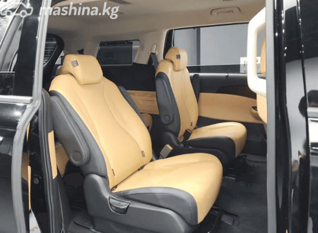 Kia Carnival IV 2.2d AT
