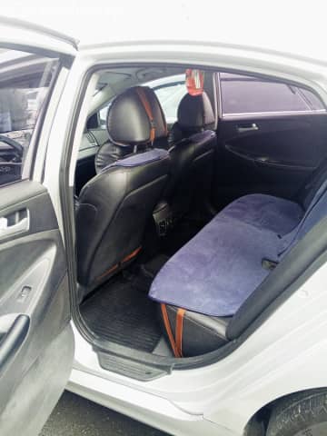Hyundai Sonata VI (YF) 2.0 AT Газ
