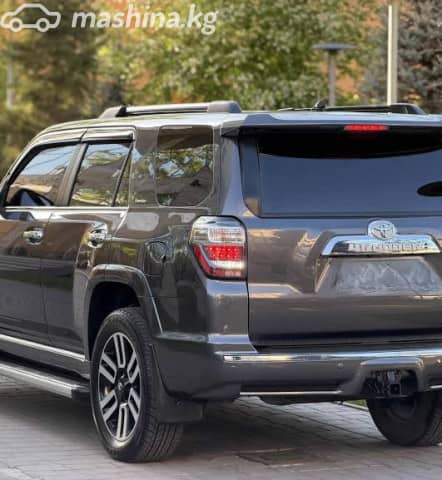 Toyota 4Runner V Рестайлинг 4.0 AT 4WD