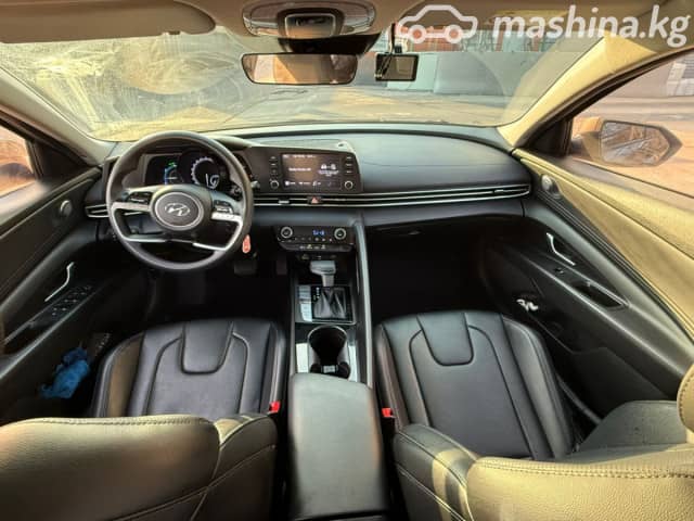 Hyundai Avante VII 1.6 CVT