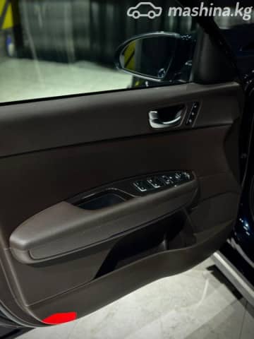 Kia K5 II 2.0 AT
