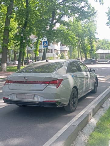 Hyundai Avante VII 1.6hyb AMT