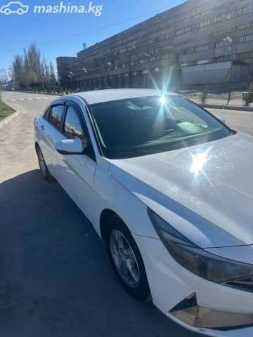 Hyundai Avante VII 1.6 AT