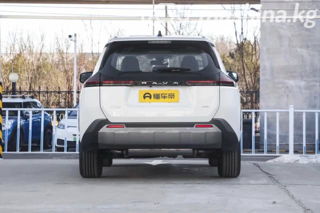 Toyota RAV4 V (XA50) 2.5 AT 4WD