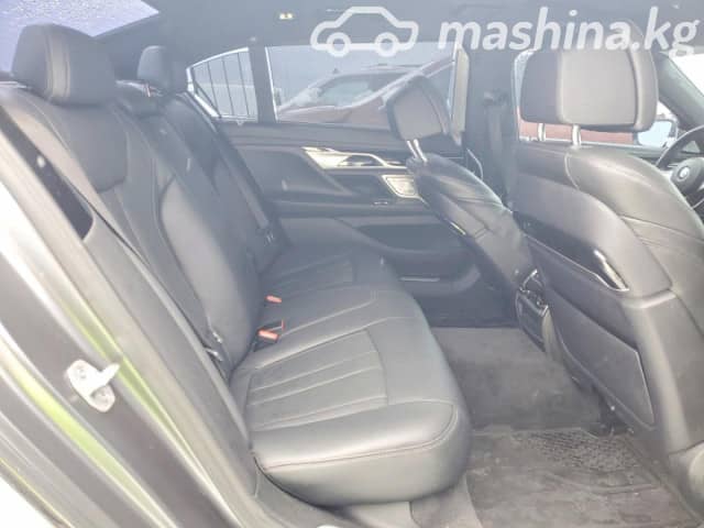BMW 7 серии VI (G11/G12) Рестайлинг 750i xDrive 4.4 AT 4WD