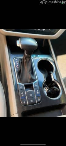 Kia Carnival III 2.2d AT