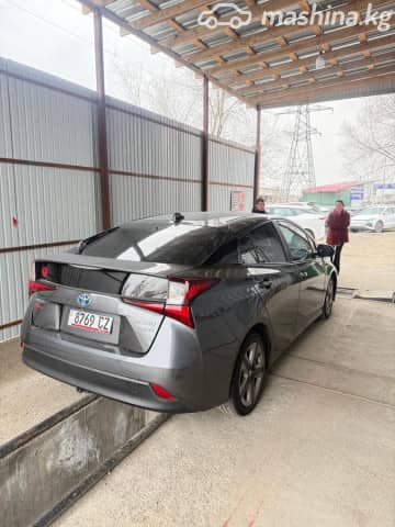 Toyota Prius IV Рестайлинг (XW50) 1.8hyb AT