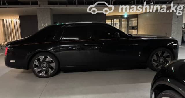 Rolls-Royce Phantom VII Long 6.8 AT