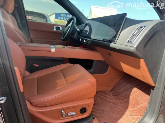 LiXiang L6 1.5hyb AT 4WD