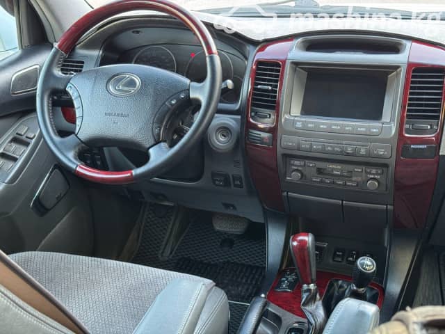 Lexus GX I