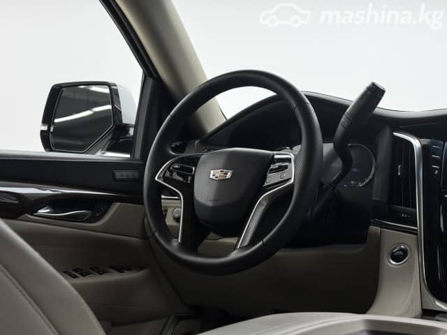 Cadillac Escalade IV ESV 6.2 AT 4WD