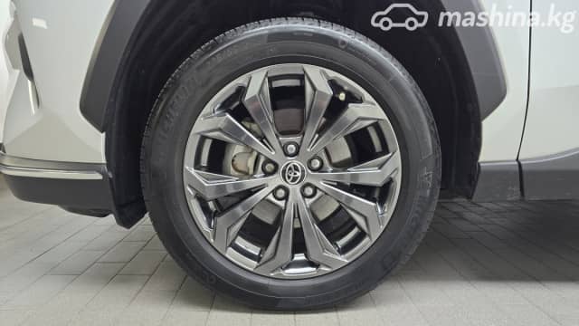 Toyota RAV4 V (XA50) 2.5hyb CVT 4WD