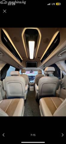Kia Carnival III 2.2d AT