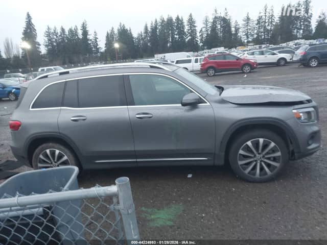 Mercedes-Benz GLB I (X247) 250 2.0 AMT 4WD