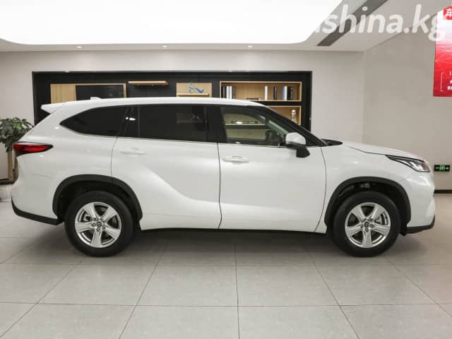 Toyota Grand Highlander 2.4 AT