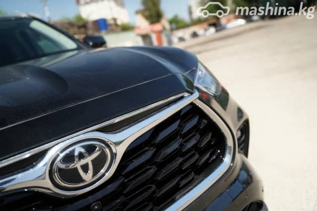 Toyota Highlander IV (U70) 2.5hyb AT 4WD