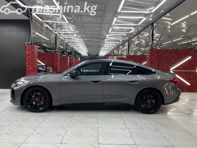 Audi A5 III (B10) 2.0 AMT 4WD