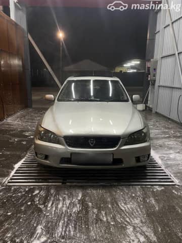 Lexus IS I 200 2.0 AT