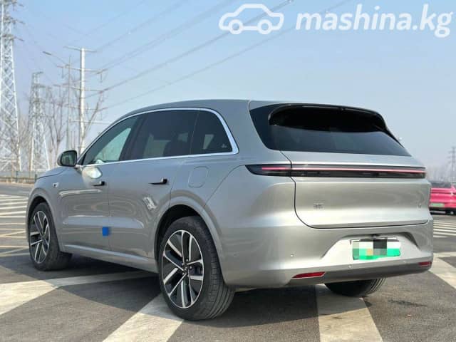 LiXiang L6 1.5hyb AT 4WD