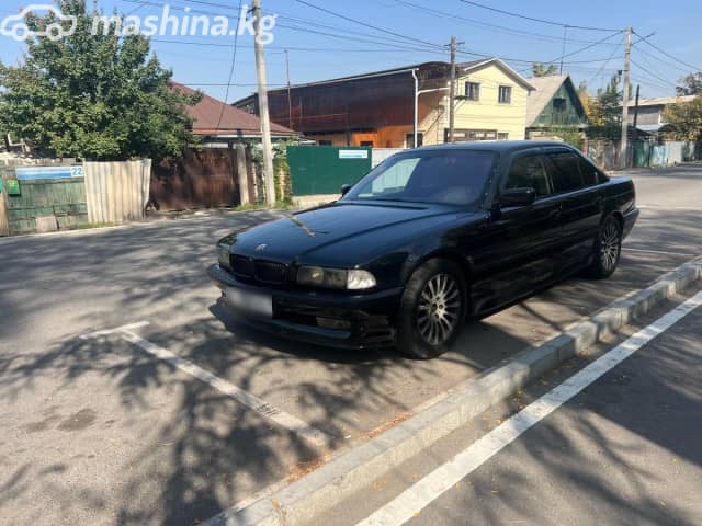 BMW 7 серии III (E38) 740i 4.4 AT