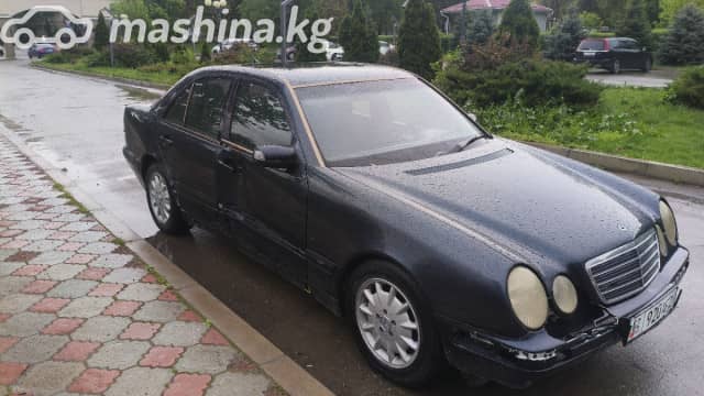 Mercedes-Benz E-Класс II (W210, S210) Рестайлинг 200 2.0 MT