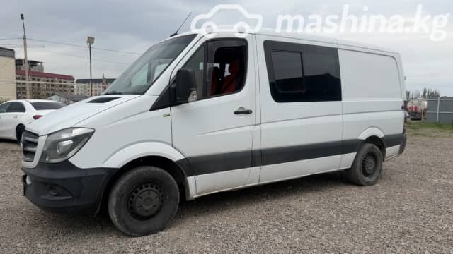 Mercedes-Benz Фургон (6х2)