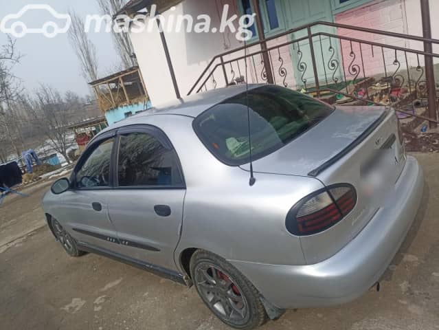 Daewoo Lanos (Sens) 1.5 MT
