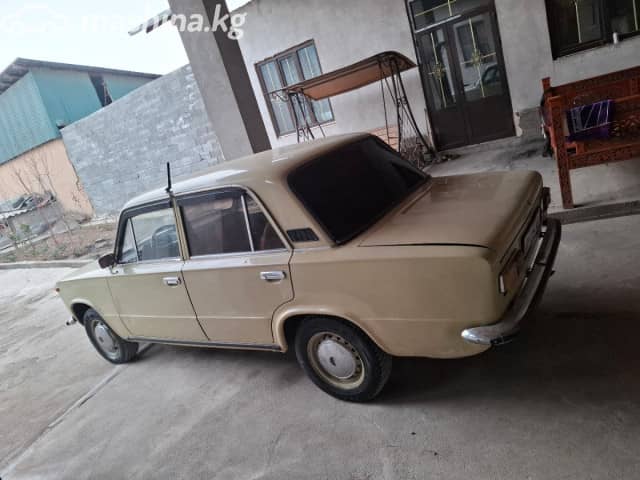 ВАЗ (Lada) 2101 21011 1.3 MT
