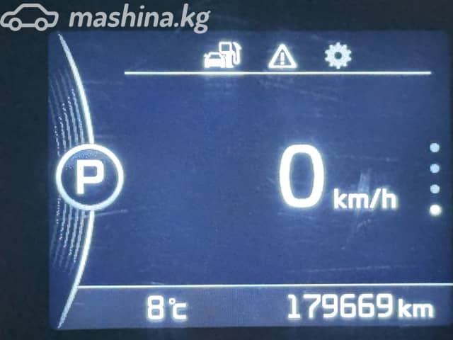 Kia K5 II 2.0 AT