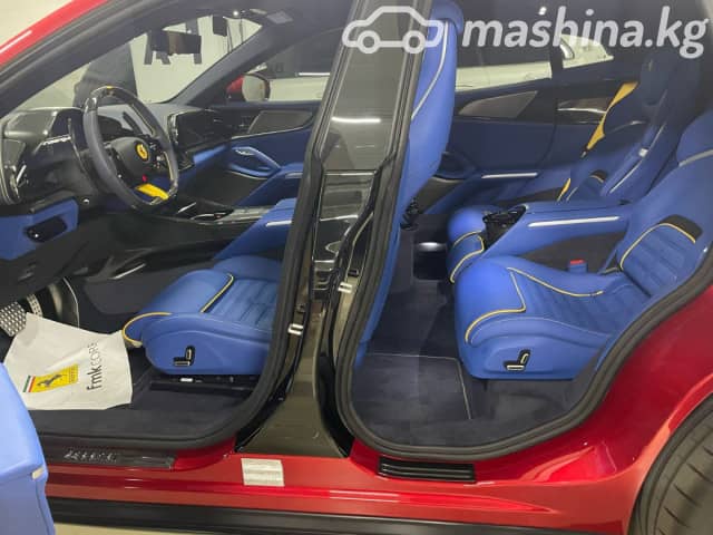 Ferrari Purosangue 6.5 AMT 4WD