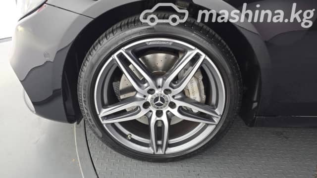 Mercedes-Benz E-Класс V (W213, S213, C238) 300 2.0 AT 4WD