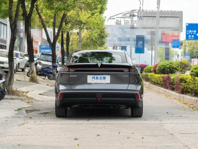 Changan Deepal SL03 1.5hyb AT
