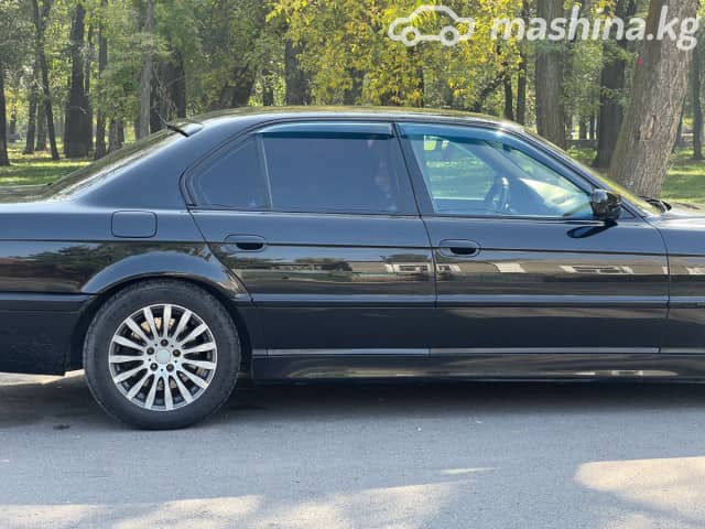 BMW 7 серии III (E38) 740i 4.4 AT