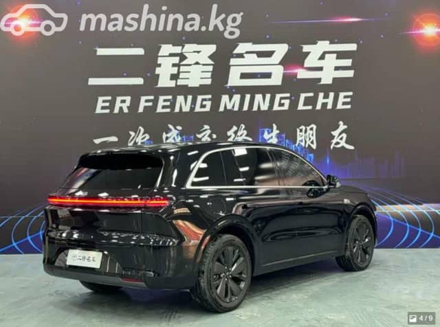 LiXiang L6 1.5hyb AT 4WD
