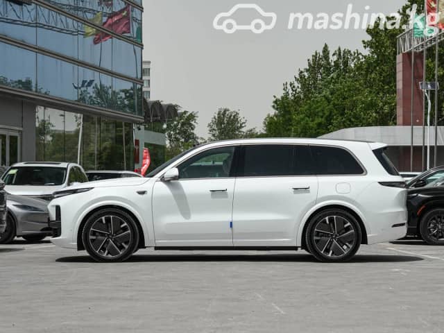 LiXiang L9 Max 1.5hyb AT 4WD
