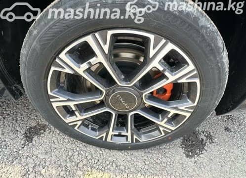 Lynk & Co 900 2.0hyb AT 4WD