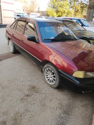 Daewoo Nexia I 1.5 MT