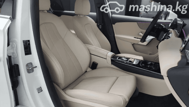Mercedes-Benz A-Класс IV (W177) Рестайлинг 220 2.0 AMT 4WD