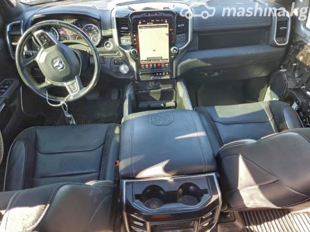 RAM 1500 V Quad Cab 5.7 AT 4WD
