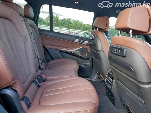 BMW X7 I (G07) M50i 4.4 AT 4WD