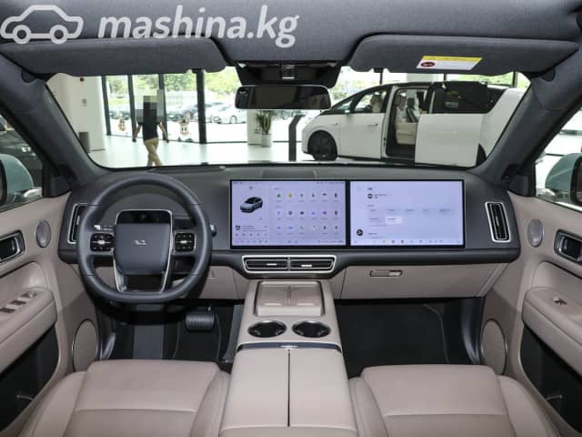 LiXiang L6 1.5hyb AT 4WD