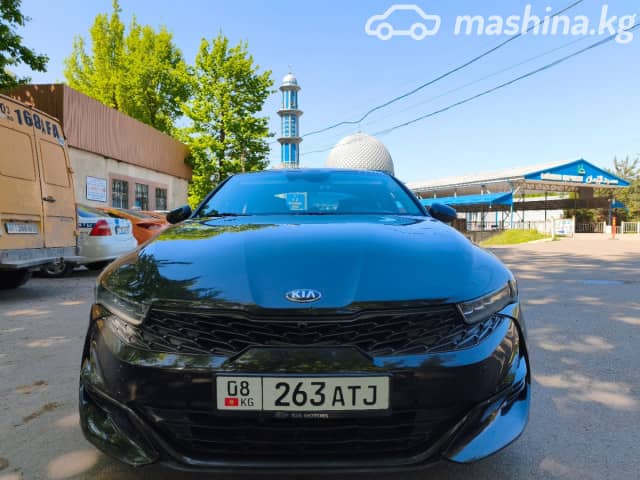 Kia K5 III 1.6 AT